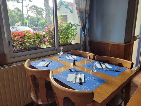 Vente Restaurant du midi 80 couverts avec terrasse à Saint-Michel-Chef-Chef (44730) en France