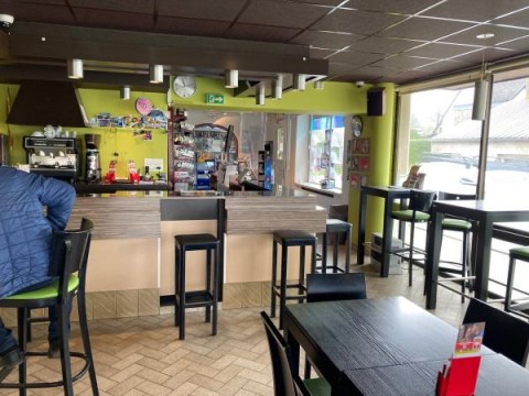 Vente Bar, Loto, Presse, Tabac 35 places avec terrasse à Vannes (56000) en France