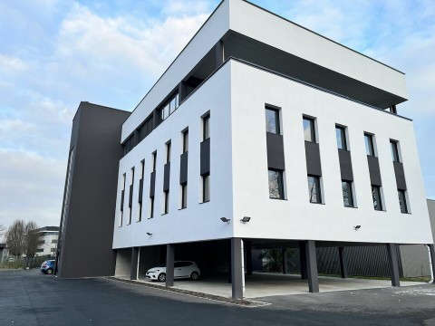 Vente Bureaux / Locaux professionnels, 390 m2 à Mérignac (33700) en France