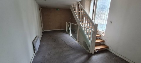 Vente Local commercial , 4720 pi2 à Saint-Brieuc (22000), dans une rue commerçante en France