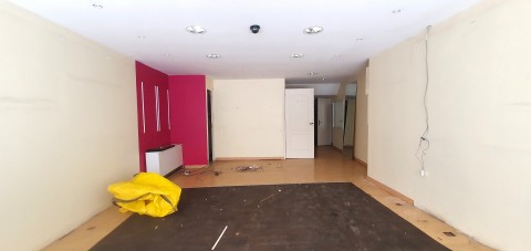 Vente Local commercial Immeuble, 270 m2 à Villefranche-de-Rouergue (12200), dans une rue commerçante en France