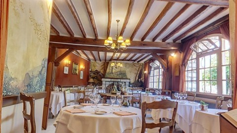 Vente Restaurant traditionnel de 202 m2 à Milly-la-Forêt (91490)