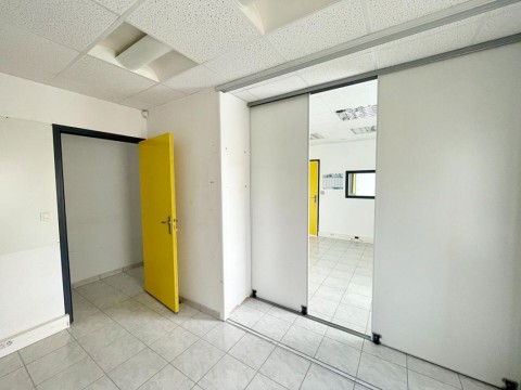 Vente Bureaux / Locaux professionnels, 110 m2 à Ancenis-Saint-Géréon (44150)