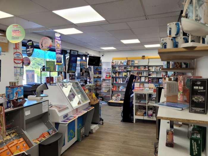 Vente Librairie, presse, FDJ, cadeaux dans une station balnéaire, à Granville (50400) en France