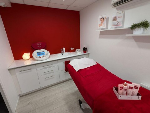 Vente Esthétique / salon de beauté, 60 m2 à Nantes (44000)