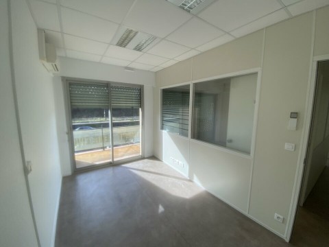 Vente Bureaux / Locaux professionnels, 53 m2 à Marrakech (40000) en France