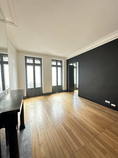 Vente Bureaux / Locaux professionnels, 120 m2 à Toulouse (31000) en France