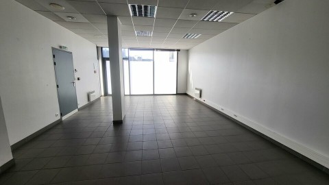 Vente Bureaux / Locaux professionnels, 391 m2 dans le centre ville, à Saint-Nazaire (44600)