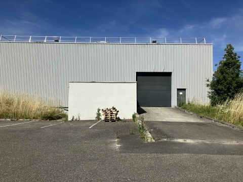 Vente Local d'activité / Entrepôt, 2367 m2 à Bruges (33520) en France