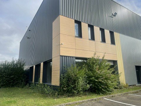 Vente Local d'activité / Entrepôt, 250 m2 à Chartres (28000) en France