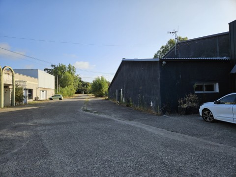 Vente Local commercial ou artisanal de 347 m2, dans une zone dynamique, à Bon-Encontre (47240) en France