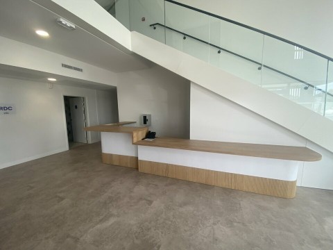 Vente Bureaux / Locaux professionnels, 380 pi2 à Soorts-Hossegor (40150) en France