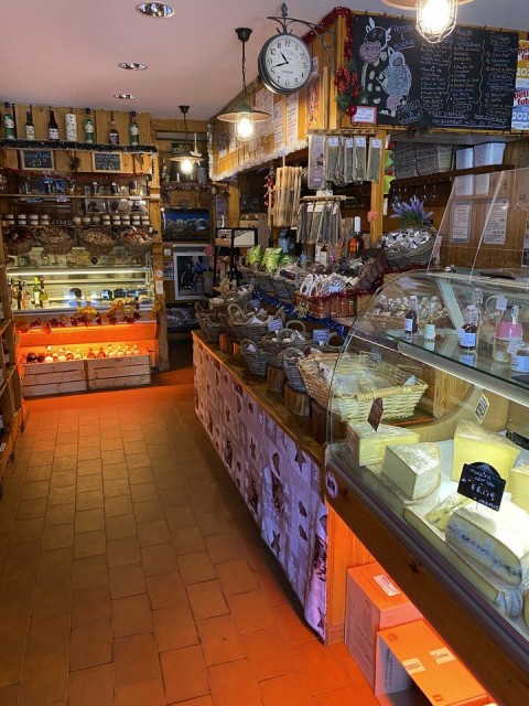 Vente Epicerie dans une station de ski, à Saint-François Longchamp (73130)