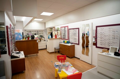 Vente Local commercial Bureaux / Locaux professionnels, 3520 pi2 à Beaugency (45190) en France