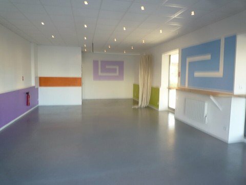 Vente Local commercial , 73 m2 à Manosque (04100) en France