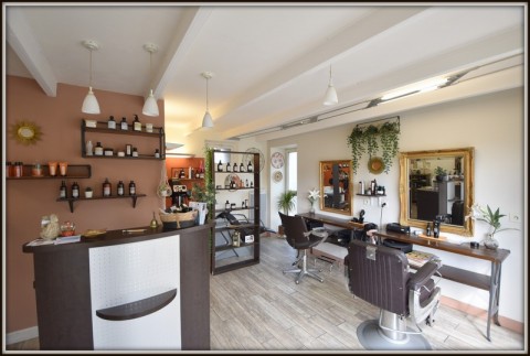 Vente Salon de coiffure, 76 m2 à Ploudalmézeau (29830) en France