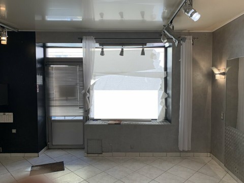 Vente Local commercial , 68 m2 à Lunel sur un axe passant (34400) en France