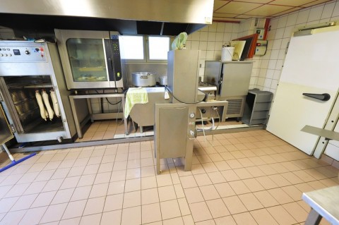 Vente Boucherie, Charcuterie, Traiteur, 3870 pi2 dans une zone dynamique, à Cornimont (88310) en France