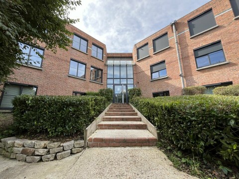 Vente Plateau de bureaux de 169 m2 à Lognes (77185) en France