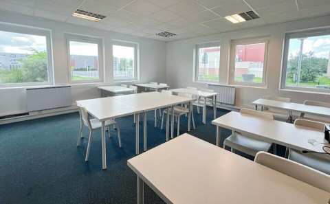 Vente Bureaux / Locaux professionnels, 143 m2 à Saran (45770)