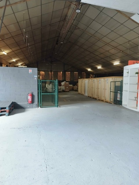 Vente Local d'activité / Entrepôt, 645 m2 à Fismes (51170)