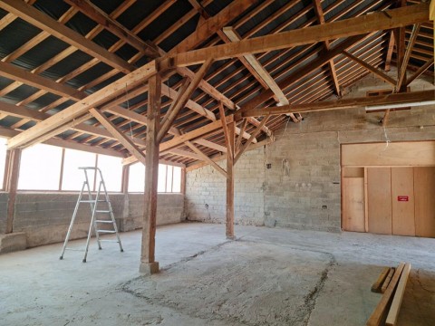 Vente Local d'activité / Entrepôt, 170 m2 à Roanne (42300) en France