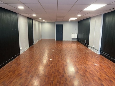 Vente Local commercial de 90 m2 idéal pour un commerce de destination ou de services à Biarritz (64200)