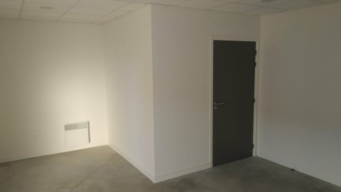 Vente Local d'activité / Entrepôt, 167 m2 à Vrigny (51390) en France