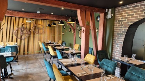 Vente Restaurant 60 couverts avec terrasse à Ry (76116) en France