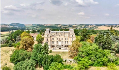 Vente Château, 3000 m2 à Montauban (82000) en France