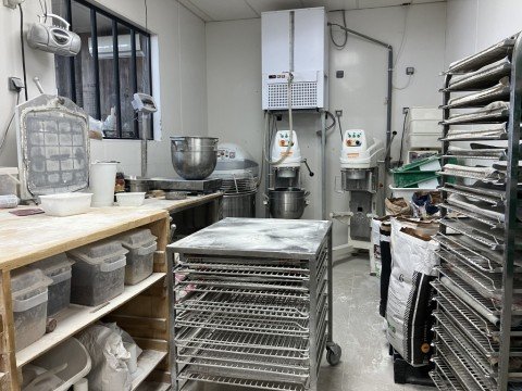 Vente Boulangerie, dans le Var ouest (83), fermée le dimanche en France