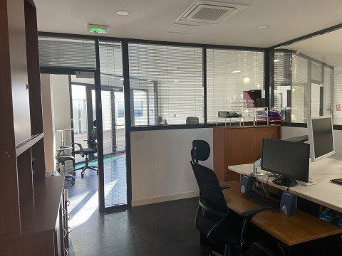 Vente Local commercial , 190 m2 à Plaisance-du-Touch (31830)