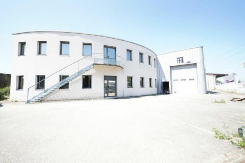 Vente Bureaux / Locaux professionnels, 410 m2 à Vénissieux (69200)