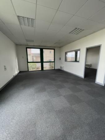 Vente Bureaux / Locaux professionnels, 98 m2 à Poitiers (86000)