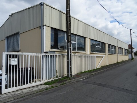 Vente Local commercial de 650 m2, à Angoulême (16000) en France