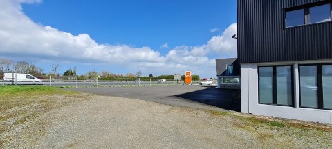 Vente Local d'activité / Entrepôt, 500 m2 à Plérin (22190)