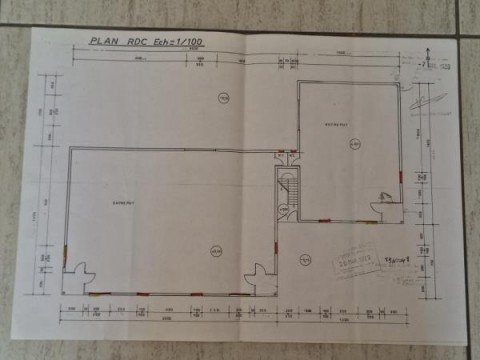 Vente Local d'activité / Entrepôt, 350 m2 à Les Angles (30133) en France