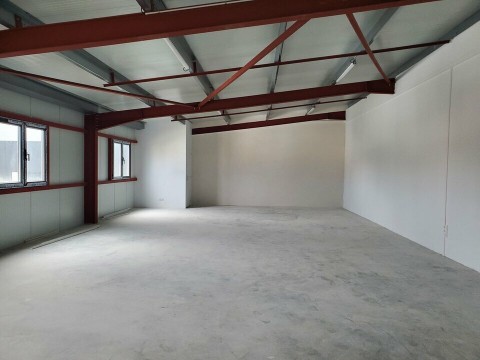 Vente Bureaux / Locaux professionnels, 100 m2 à Saint-Vincent-de-Tyrosse (40230) en France