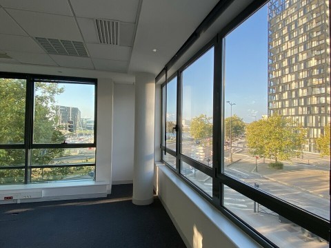 Vente Plateau de bureaux de 420 m2 dans une zone dynamique, à Le Havre (76600) en France