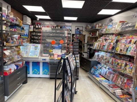 Vente Tabac, PMU, 90 m2 sur un emplacement numéro 1, à Saint-Laurent-du-Var (06700) en France