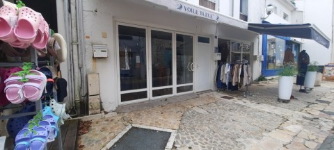 Vente Local commercial de 45 m2 dans une zone piétonne, à Saint-Pierre-d'Oléron (17310)