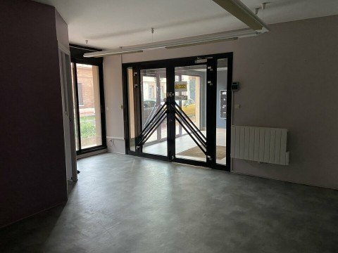 Vente Local commercial , 1200 pi2 à Toulouse (31400) en France