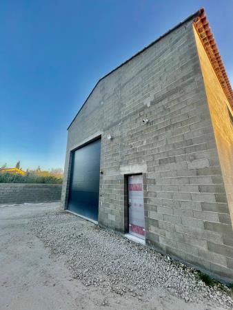 Vente Local d'activité / Entrepôt, 130 m2 à Cavaillon (84300) en France