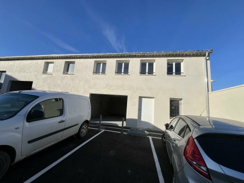 Vente Local commercial , 92 m2 à Vedène (84270)