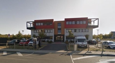 Vente Bureaux / Locaux professionnels, 134 m2 à Poitiers (86000) en France