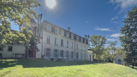 Vente Château, 700 m2 à Montréal (11290)