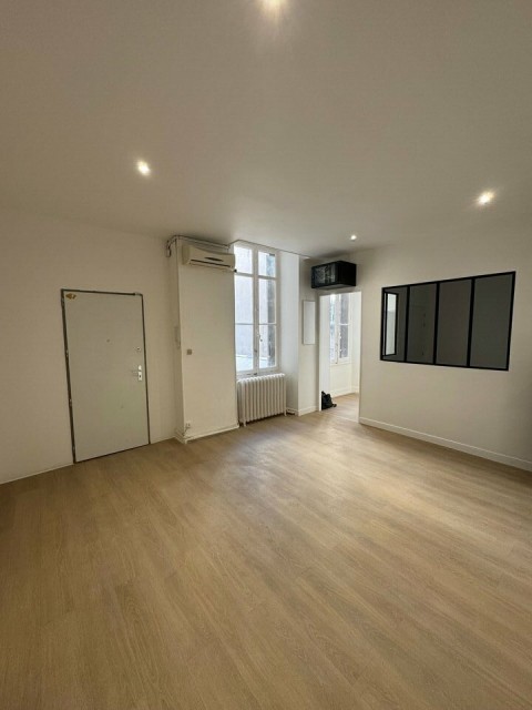 Vente Bureaux / Locaux professionnels, 159 m2 à Marseille 6ème (13006)