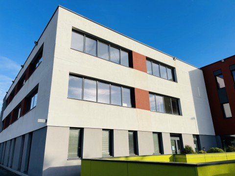 Vente Bureaux / Locaux professionnels, 140 m2 à Saint-Grégoire (35760)