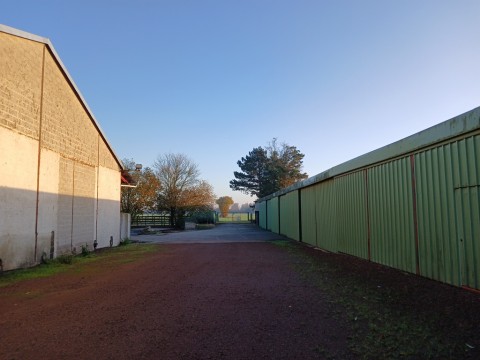 Vente Ensemble immobilier de stockage et bureaux de 9463 m2, à Denain (59220)