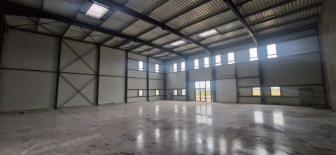 Vente Local d'activité / Entrepôt, 527 m2 à Bretteville-sur-Odon (14760) en France